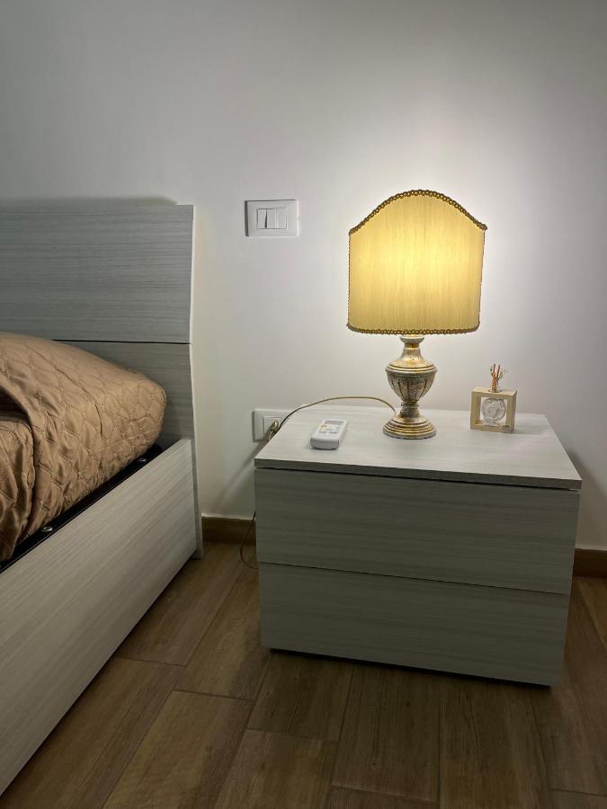 Bed&Breakfast Del Viaggiatore Fondi Exteriér fotografie